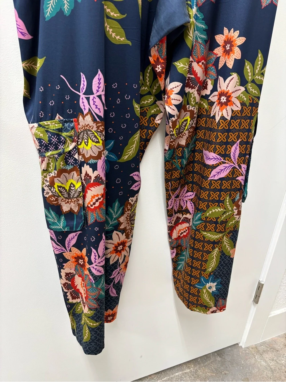 Johnny Was Delfino Kelly Navy Floral Wide-Leg Pants